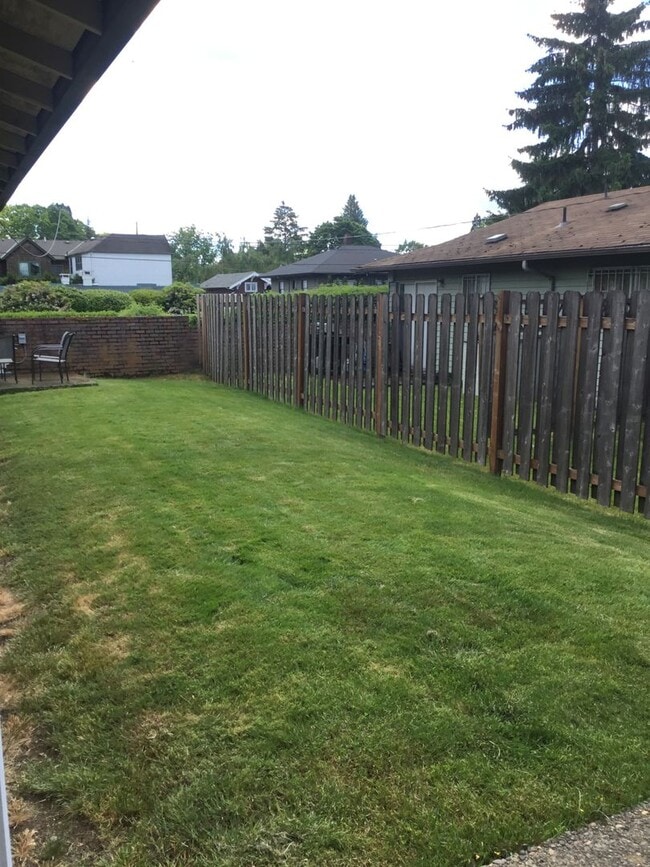 Photo - FAIR - 821 Unit 823