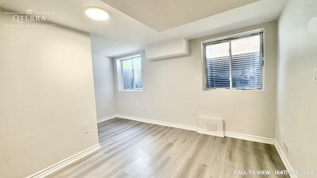 Building Photo - 1190 Drinkle Cres