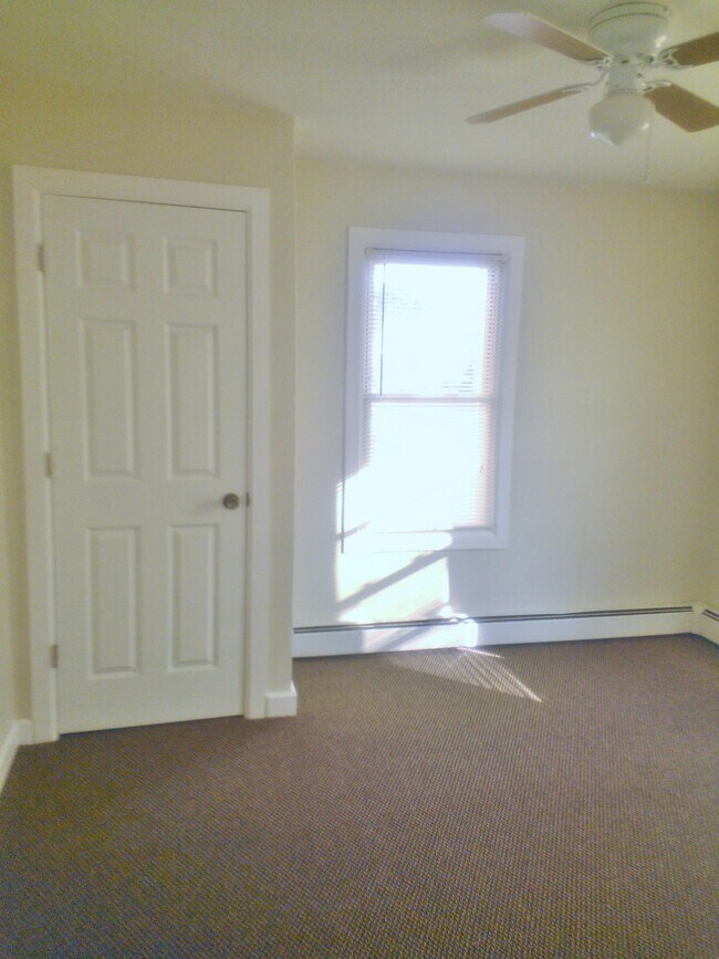 398 East St Apartments For Rent in Ludlow, MA