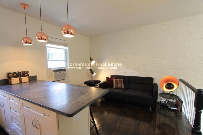 Photo - 39 Gray St Unit 3