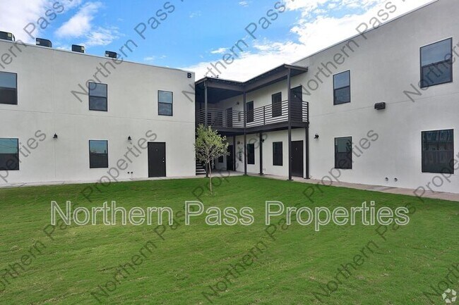 Building Photo - 1061 Ranger Trail Unit 18