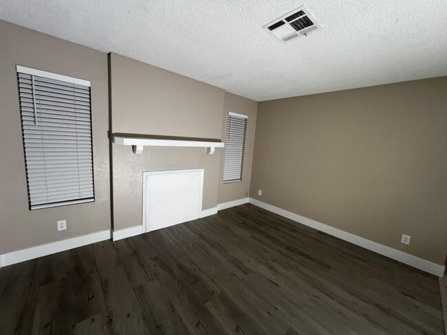 Photo - 4221 Middlesex Ave