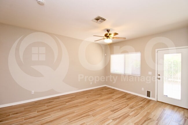 Photo - 3713 E Wyatt Way