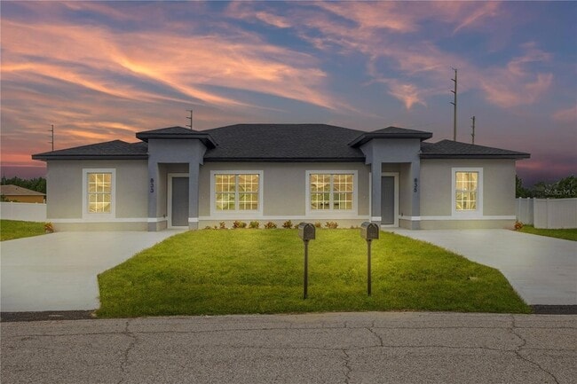 Photo - 835 Colville Dr
