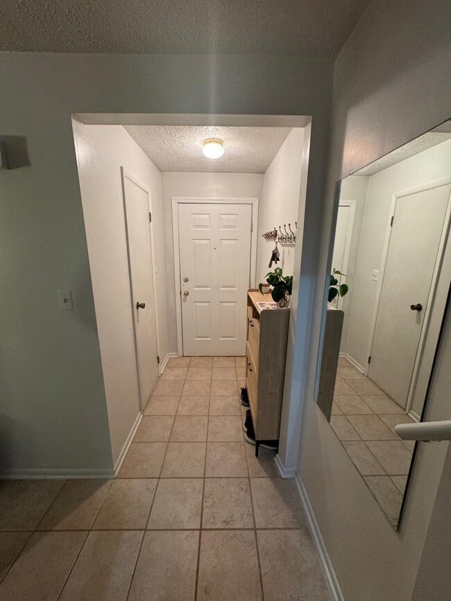 Photo - 307 Brookside Ln