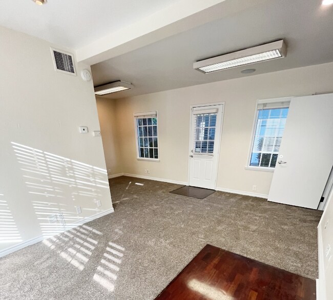 Photo - 802 Euclid Ave