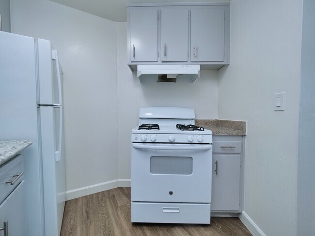 Orange Grove Apartments