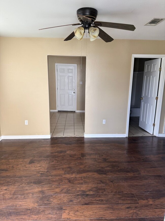 Photo - 5730 Cameron Blvd Unit A