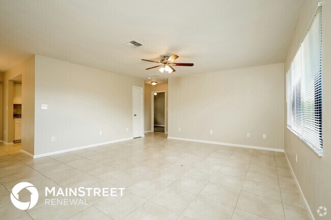 Building Photo - 3311 SE Santa Barbara Pl Rental
