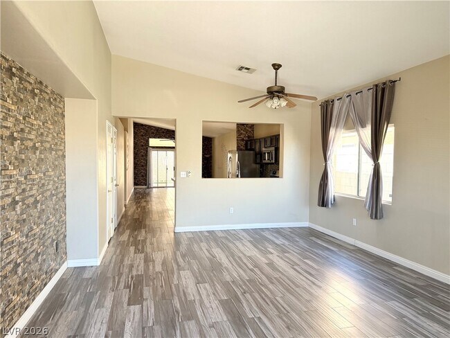 Photo - 4455 Prosperity Point St