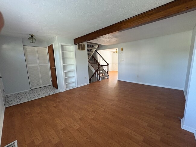 Photo - 6159 96th Pl