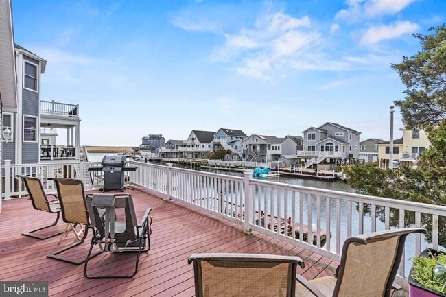 Photo - 128 E Dory Dr