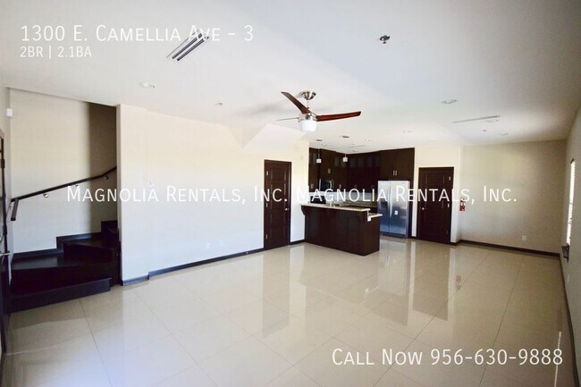 Photo - 1300 E Camellia Ave Unidad 3