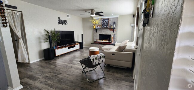 Building Photo - 3 NW 58th St Rental