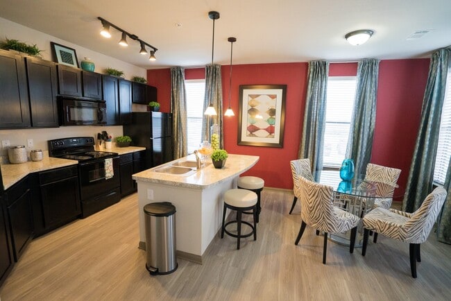 Photo - The Commons at Hollyhock