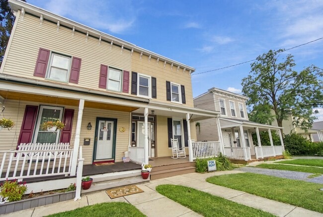 39 Bloomsbury Ave