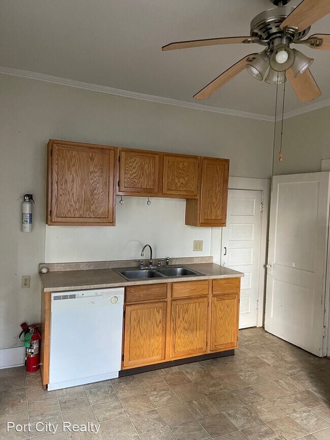 1 br, 1 bath House 2310 Scovell Unit B Rental House Rental in