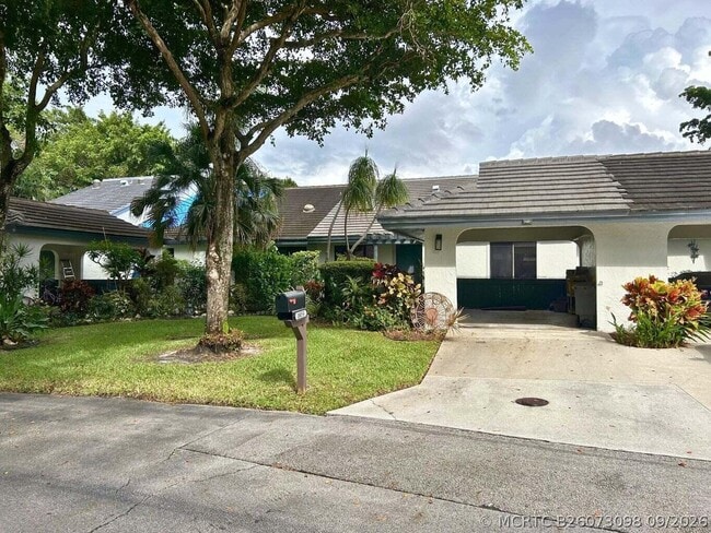 Building Photo - 10058 Laurelwood Pl