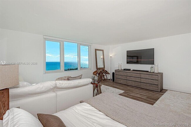 Photo - 2301 Collins Ave Unit 843