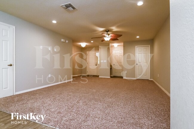 Photo - 901 Pearly Ridge Ln