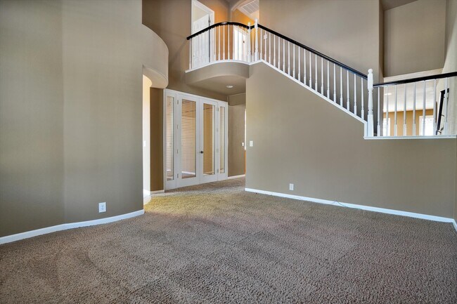 Photo - 5327 Brookfield Cir