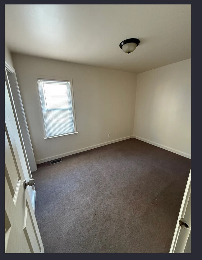 Bedroom 2 - 11260 Jackson Ave