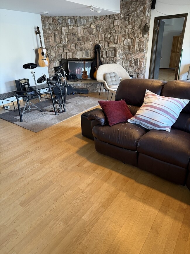 Photo - 1800 Montgomery Ct