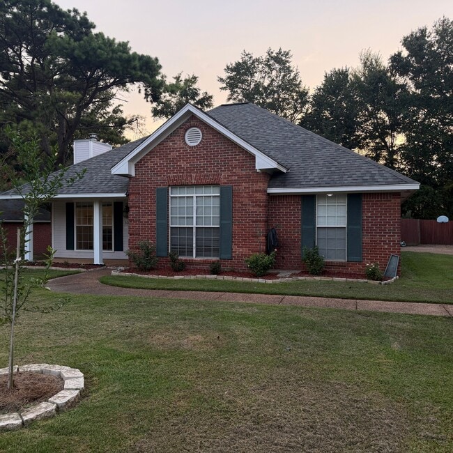 Building Photo - 306 Farmers Cove