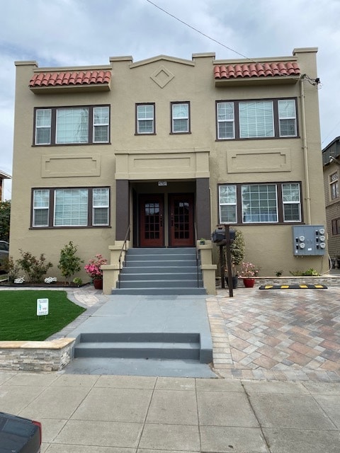 Building Photo - 2615 Regent St Unit #2