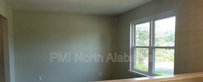 Photo - 2003 13th St SW