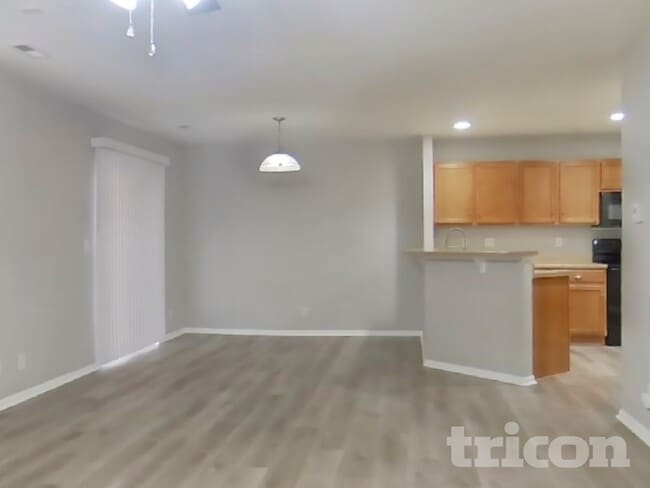 Photo - 6275 Wescroft Ave