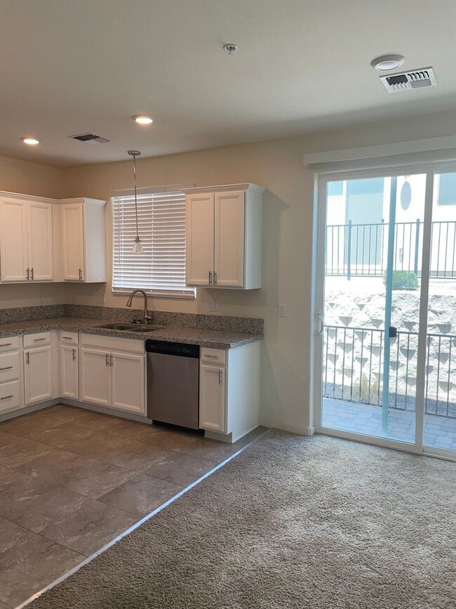 Photo - 505 Logan Jacob Ln