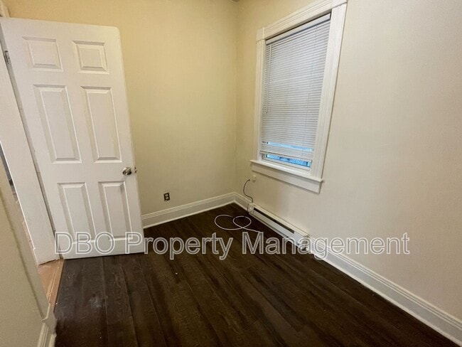 Photo - 262 Morton Ave