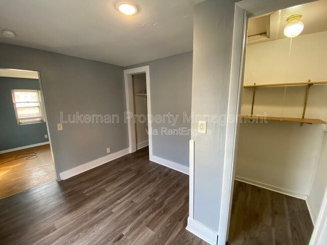 Photo - 529 Wheaton Ave Unit 4