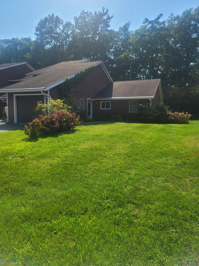 Photo - 106 Quail Dr