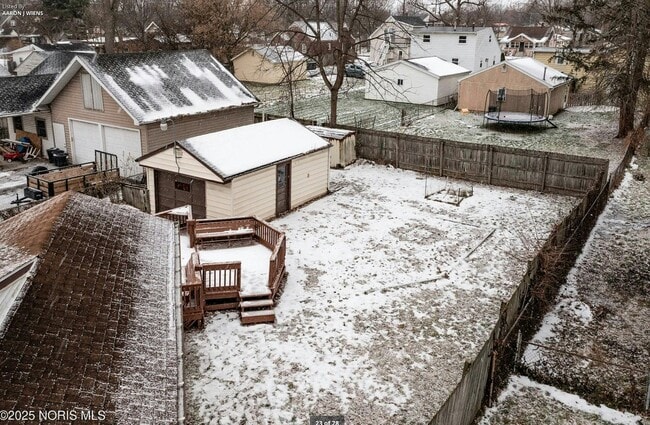 Photo - 4841 Leamington Ave
