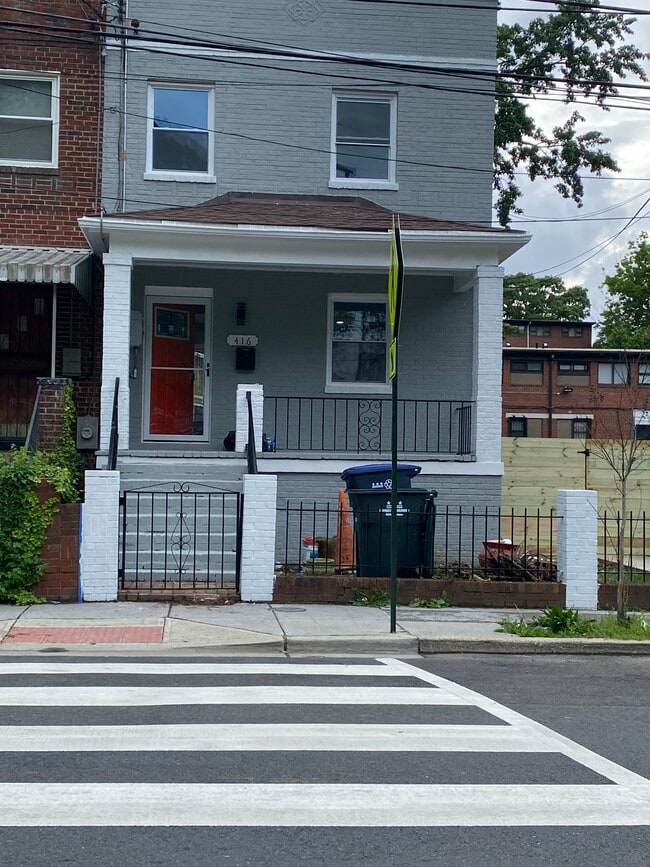 Photo - 416 Division Ave NE Unidad Beautiful Renovated 3bed