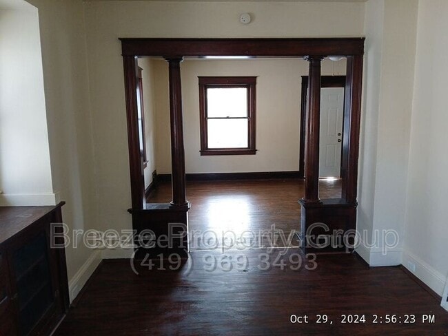 Photo - 244 Knower St