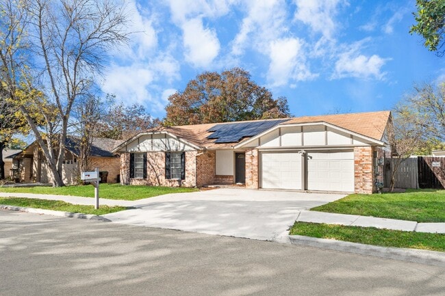 Photo - 7319 Whithers Ln