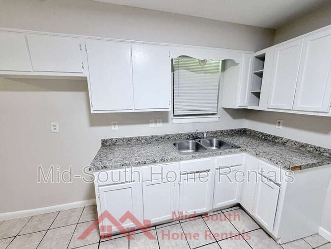 Photo - 5151 Corkwood Dr