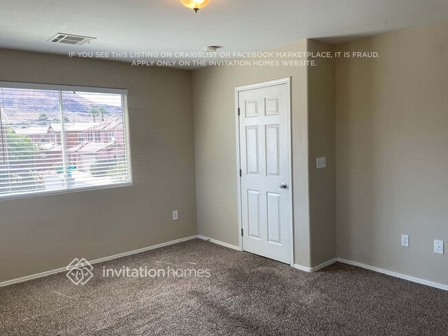 Photo - 6424 Lonesome Lake St