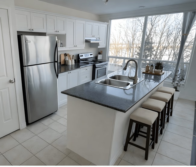 Building Photo - Richmond Hill Apartments