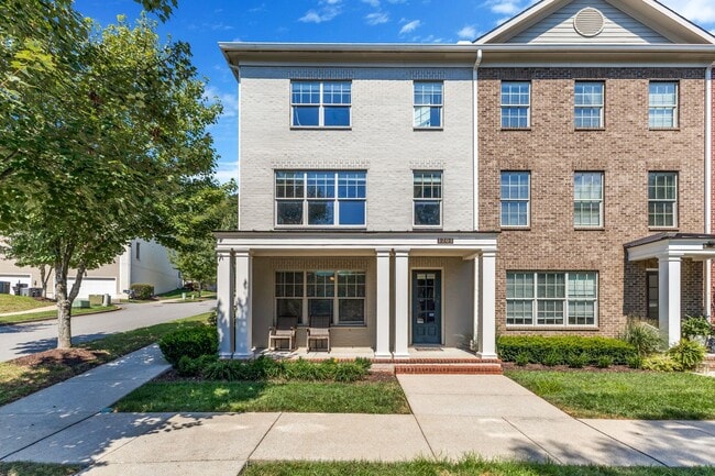 Building Photo - 1201 Moher Blvd