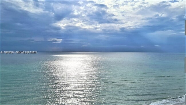 Photo - 3140 S Ocean Dr Unit 1705