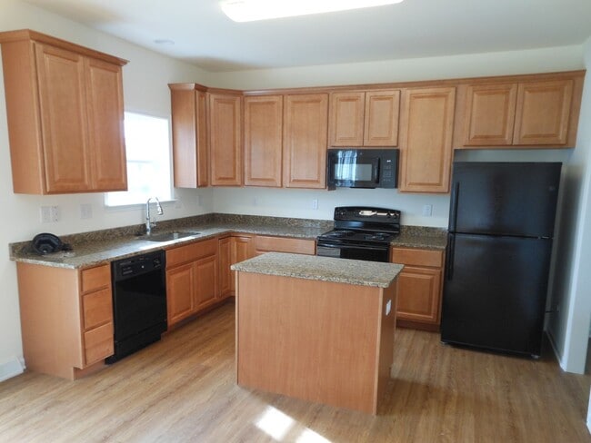 Photo - Dont miss out on this great home! Availabl...