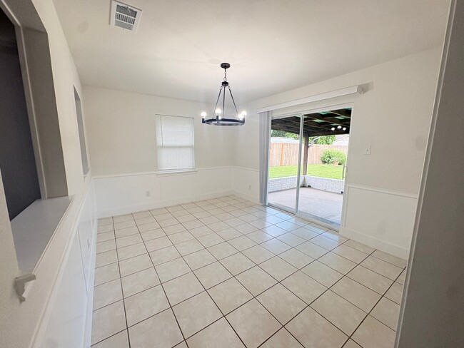 Photo - 3802 Roan Cir
