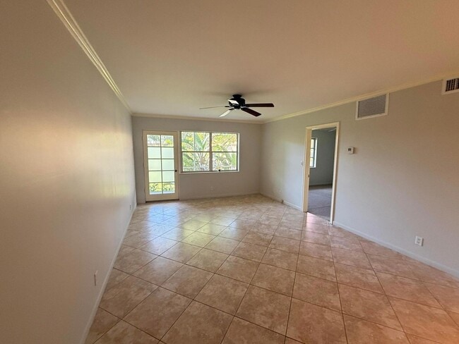 Photo - 136 NE 19th Ct Unit 220F