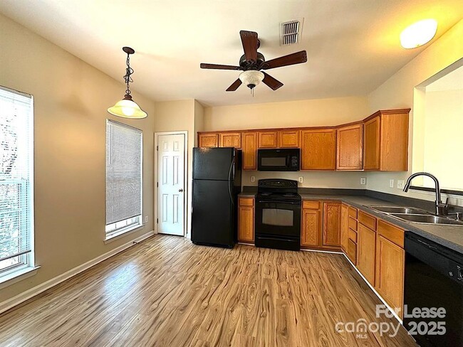 Photo - 15683 King Louis Ct