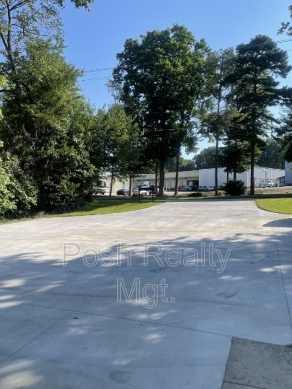 Photo - 3523 Old Battleground Rd