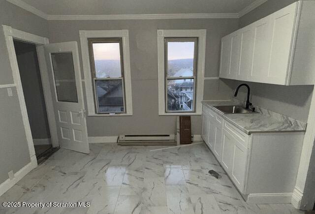 Building Photo - 622 Alder St